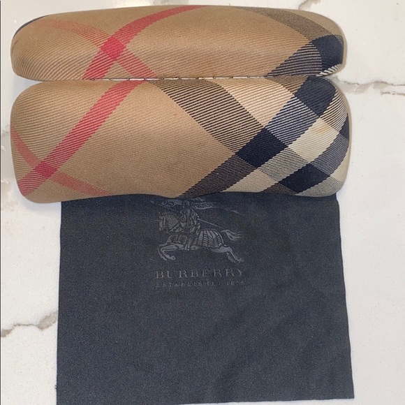 Authentic BURBERRY optical case only - Picture 4 of 5